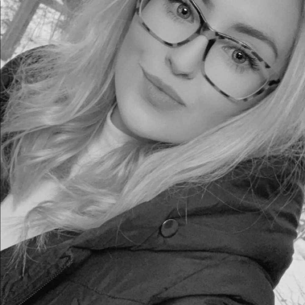 Meet your Posher, Haley